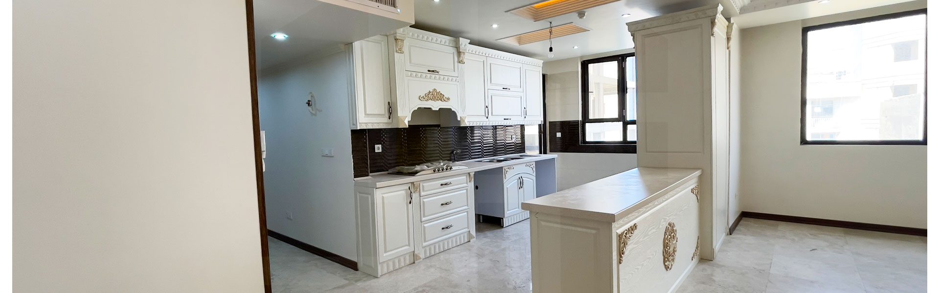 خرید آپارتمان در چهار باغ شرقی