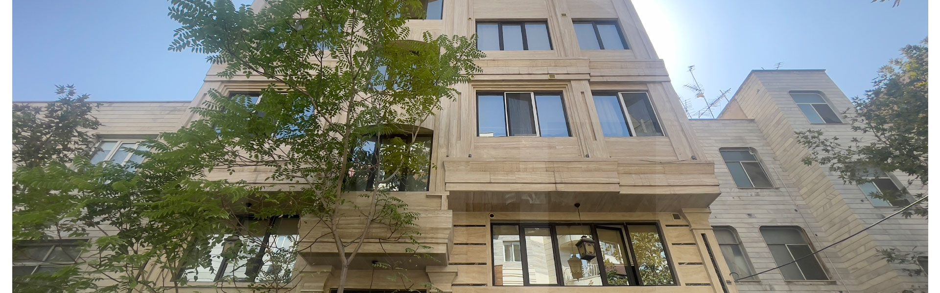 خرید آپارتمان در چهار باغ غربی